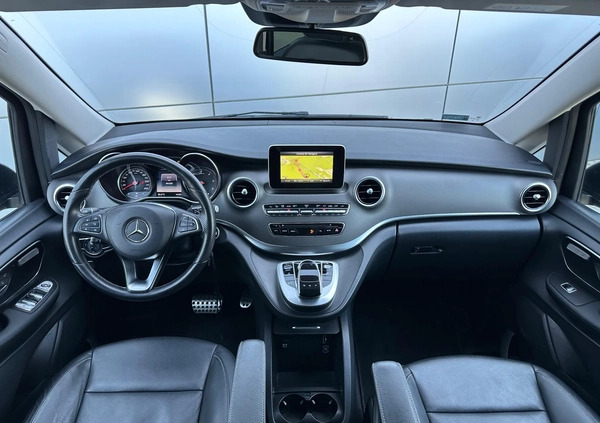Mercedes-Benz Klasa V cena 189900 przebieg: 96430, rok produkcji 2018 z Mikołajki małe 56